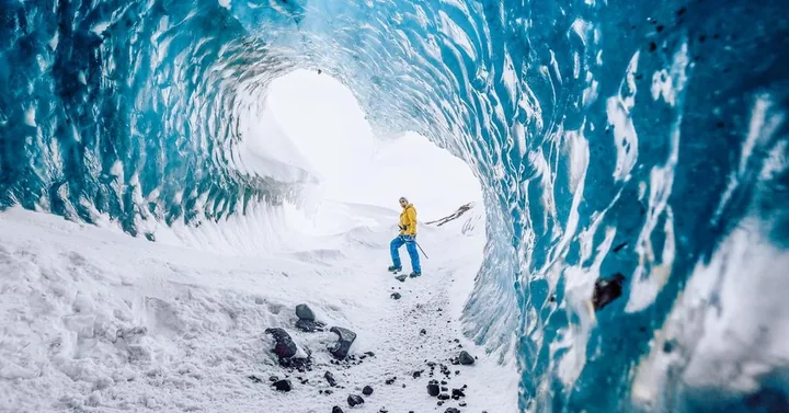 Skaftafell: Ice Cave Tour and Glacier Hike